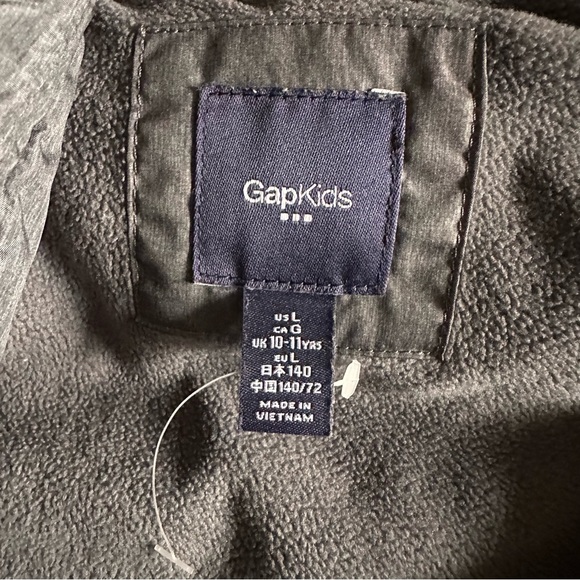 Boys Puffer Vest gap kids zip up jacket coat red and gray size large - Picture 4 of 7